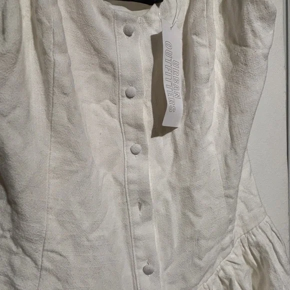 Rozelle Button-Front Romper - Picture 5 of 5